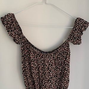 Brandy Melville off the shoulder crop top